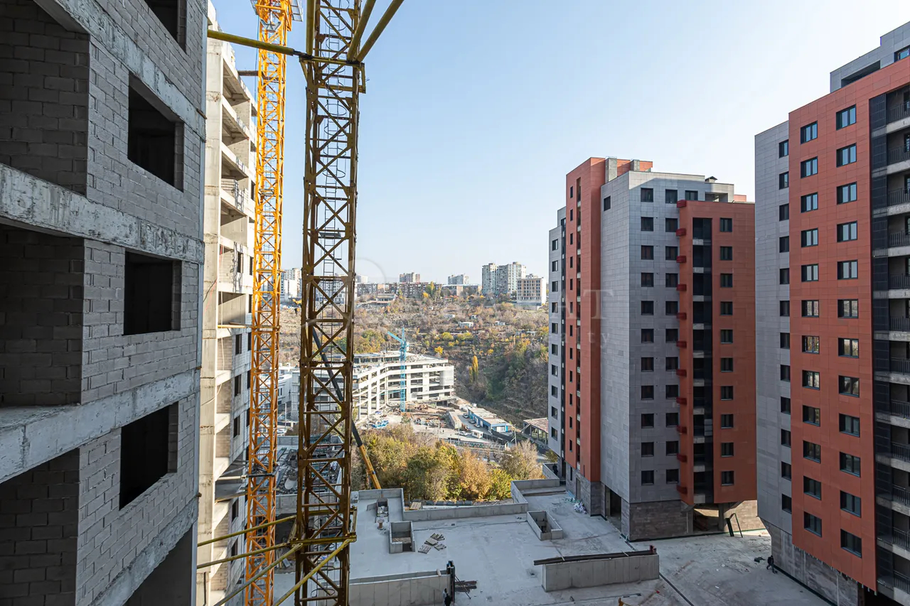 3 bedroom apartment for sale Emineski St, Kanaqer-Zeytun Yerevan, 157636