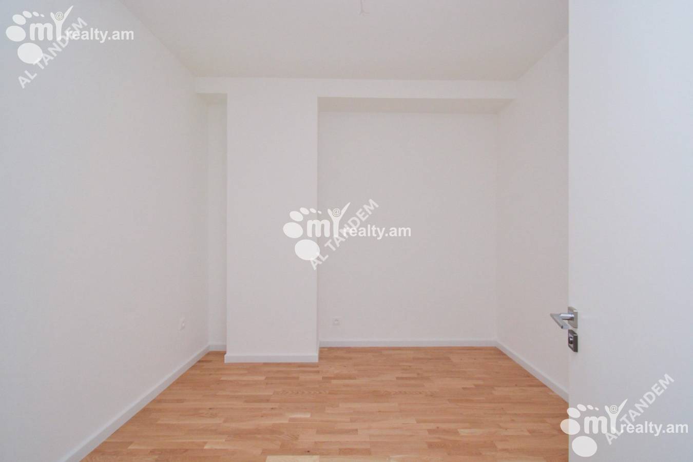 3 սենյականոց բնակարան  Վրացական փող, Արաբկիր Երևան, 160438