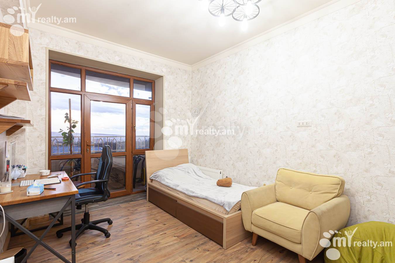 4 bedroom apartment for sale خیابان برادران اوربِلی, عربگیر ایروان, 153291