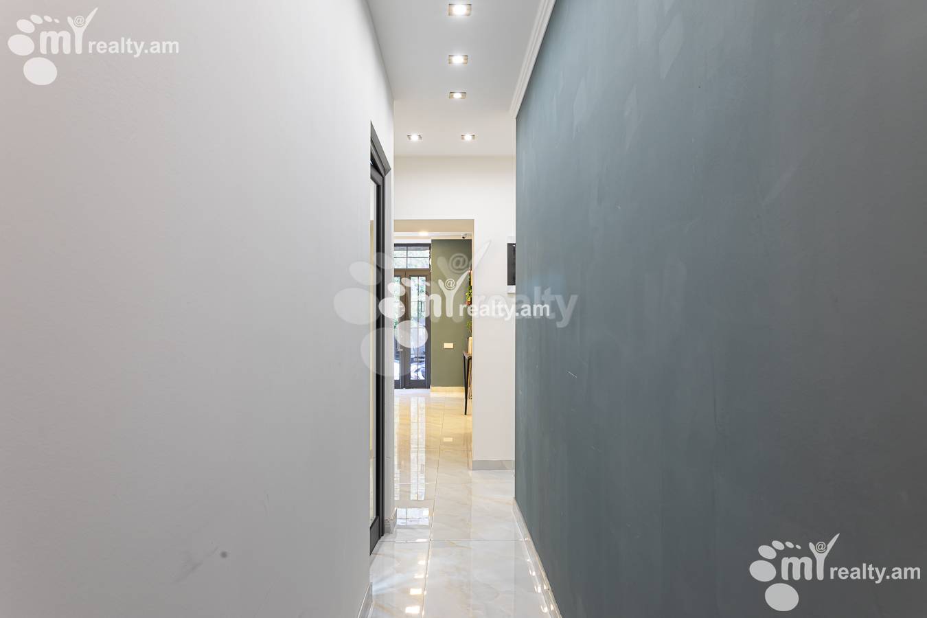 Commercial property for sale Tumanyan St, Center Yerevan, 157171