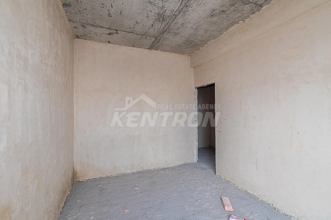 3 սենյականոց բնակարան  Գրիբոեդովի փող, Արաբկիր Երևան, 159518