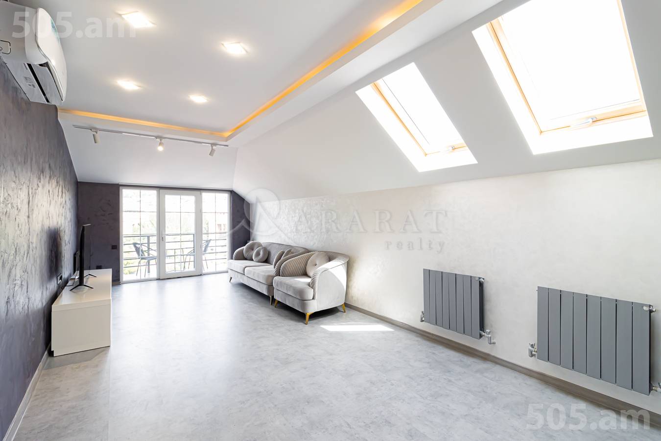 Купить 3 комнатную квартиру Саят-Нова пр, Центр Ереван, 152891