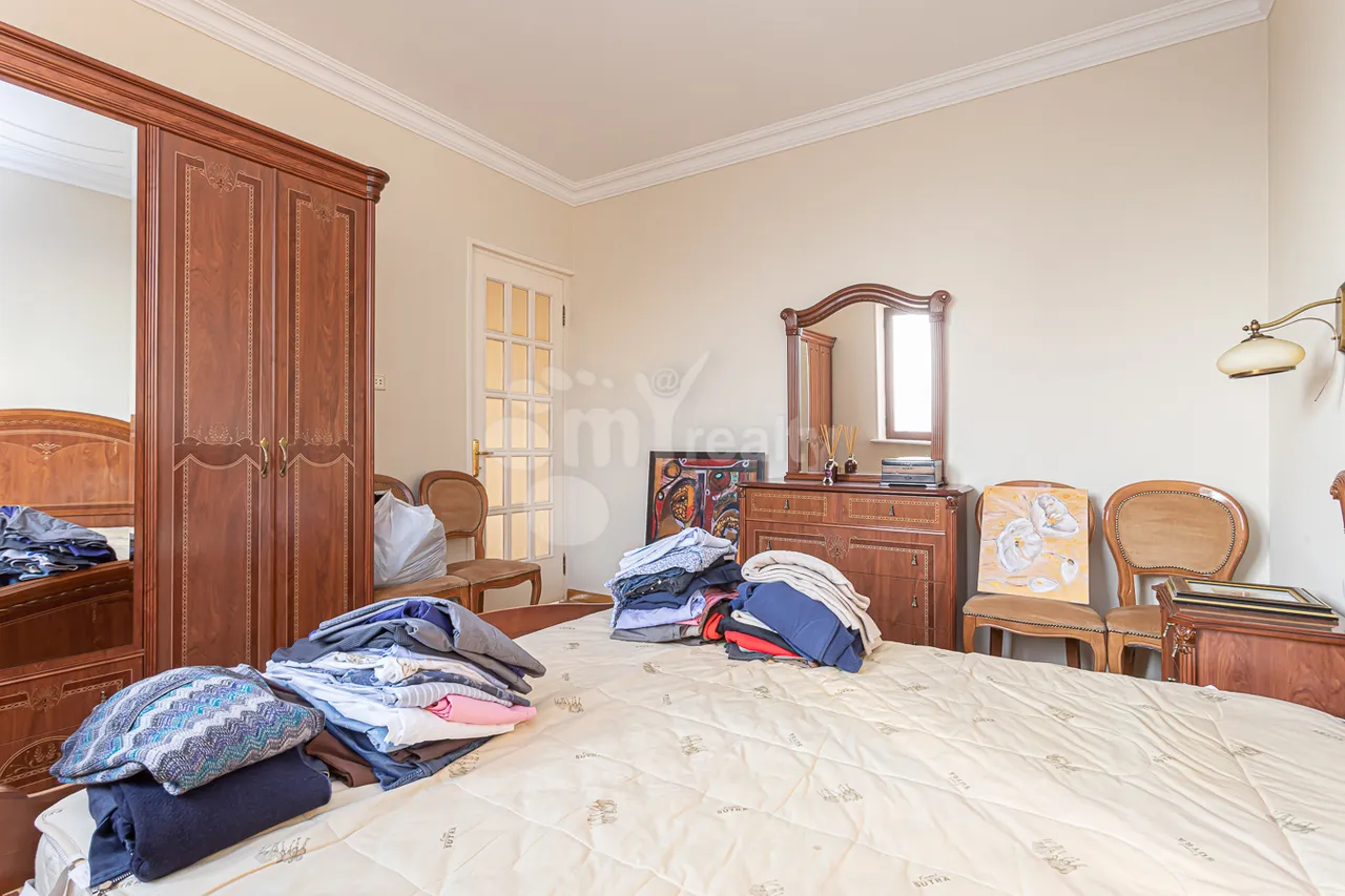 4 bedroom apartment for sale Baghramyan av(Arabkir), Arabkir Yerevan, 158396