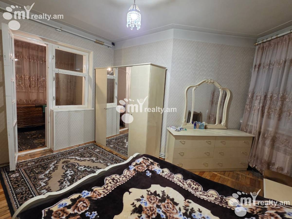 3 bedroom apartment for rent A.Aharonyan St, Quanaquère-Zeytoun Yerevan, 160173