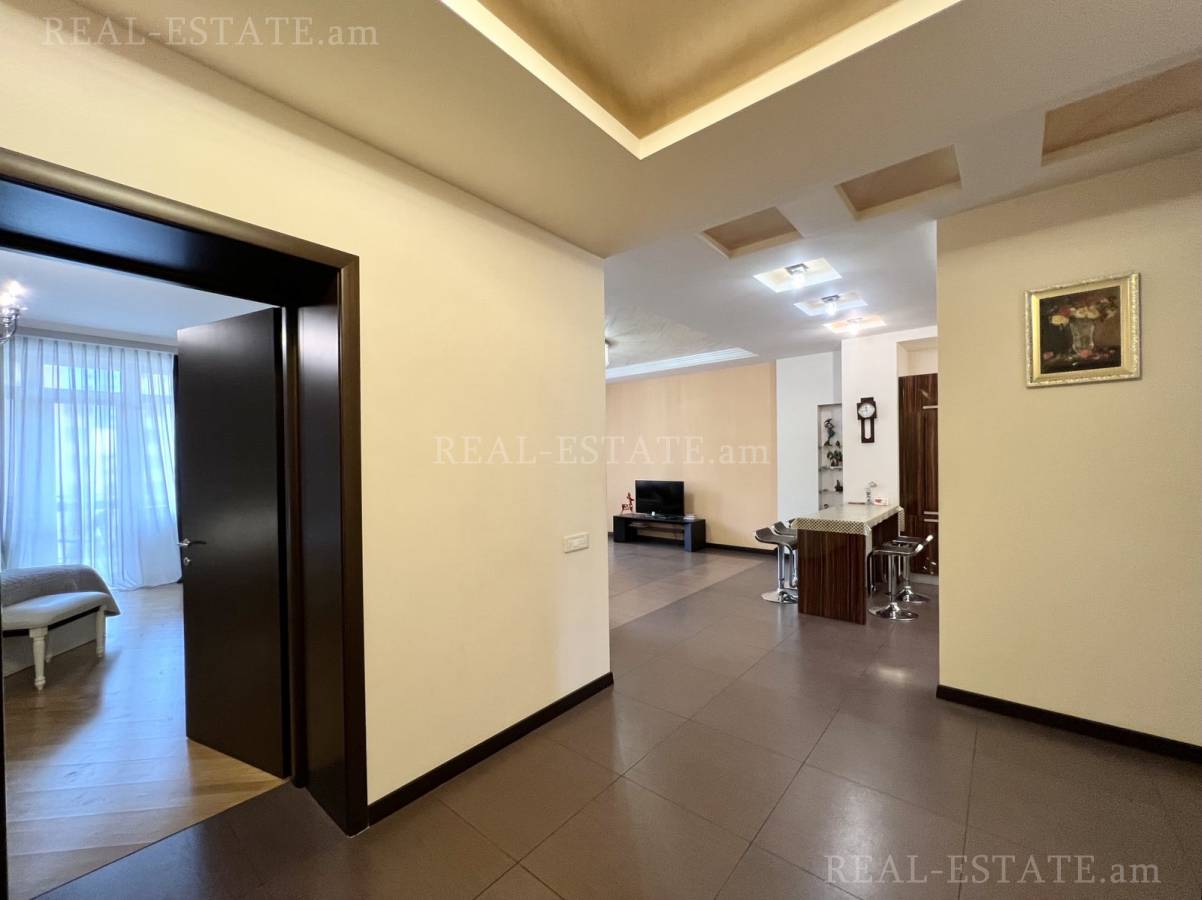 3 bedroom apartment for rent Northern(Hyusisayin)  Ave, Center Yerevan, 128767