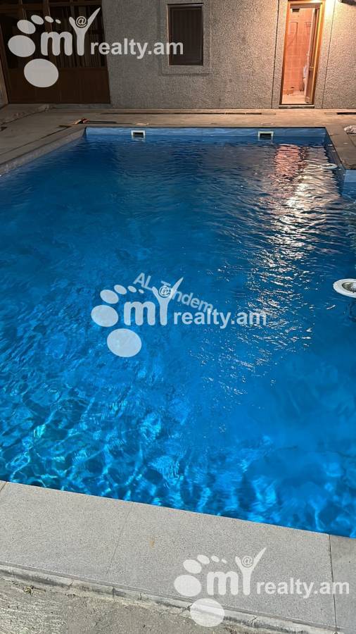 House for sale Tigran Mets Ave, Center Yerevan, 137719