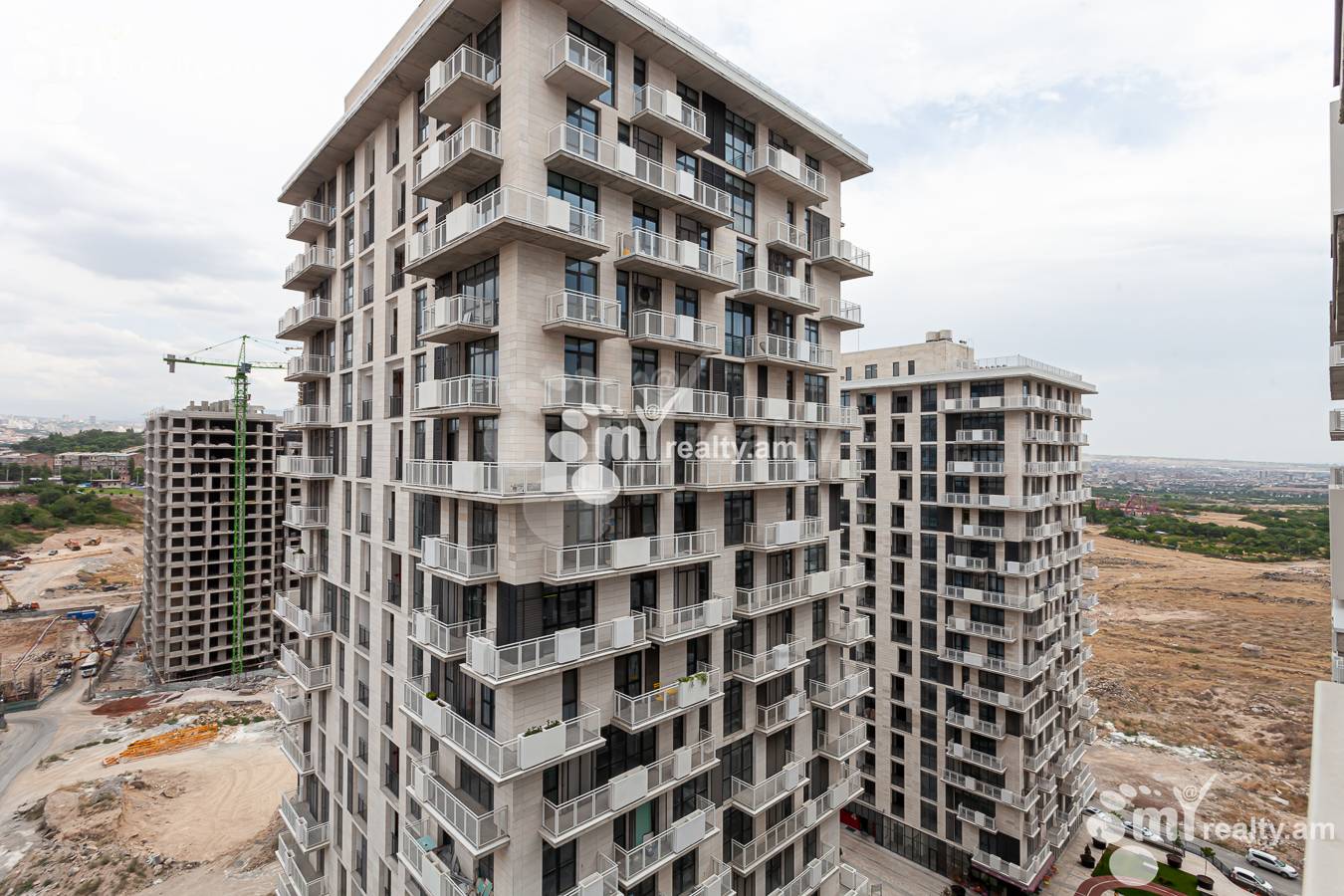 Купить 3 комнатную квартиру Ленинградян, Квартал Ваагни Ереван, 155885