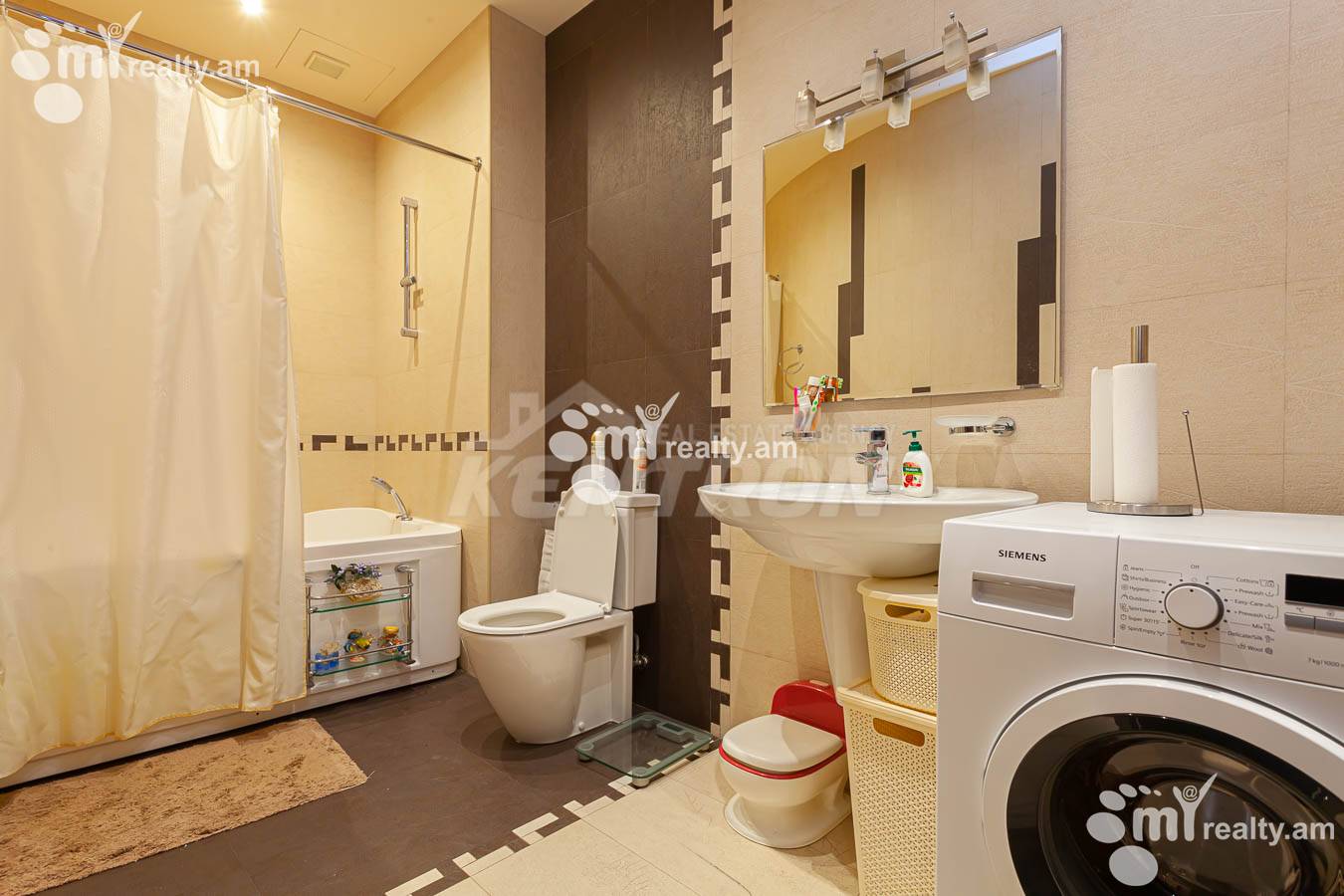 4 bedroom apartment for sale Antarayin St, Center Yerevan, 153629