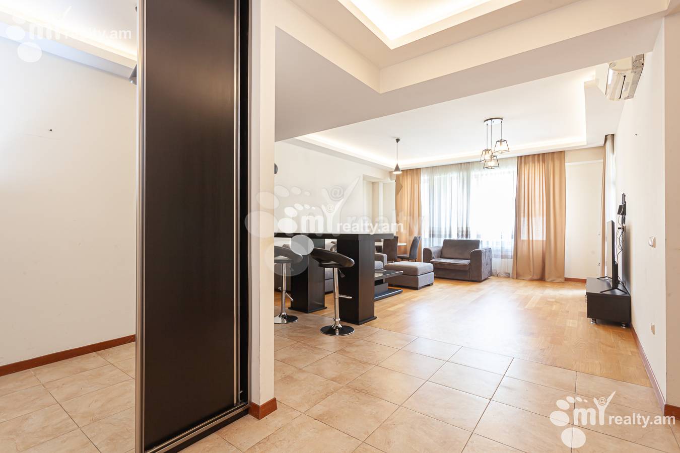 Снять 2 комнатную квартиру Антараин ул, Центр Ереван, 155566