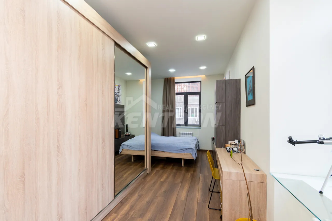 3 սենյականոց բնակարան  Բաղրամյան պող(Կենտրոն), Կենտրոն Երևան, 158736