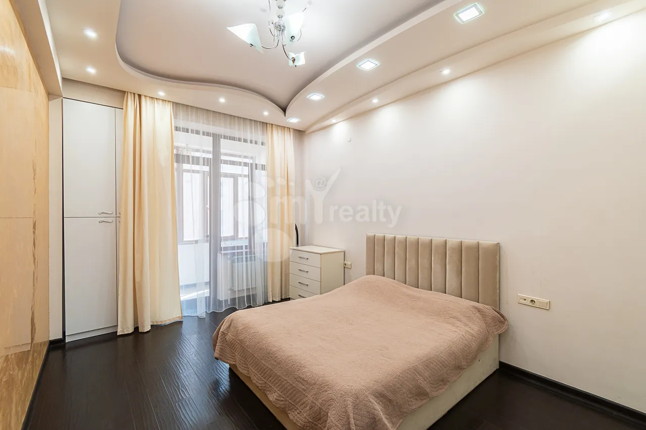 2 bedroom apartment for rent Aram St, Center Yerevan, 159656