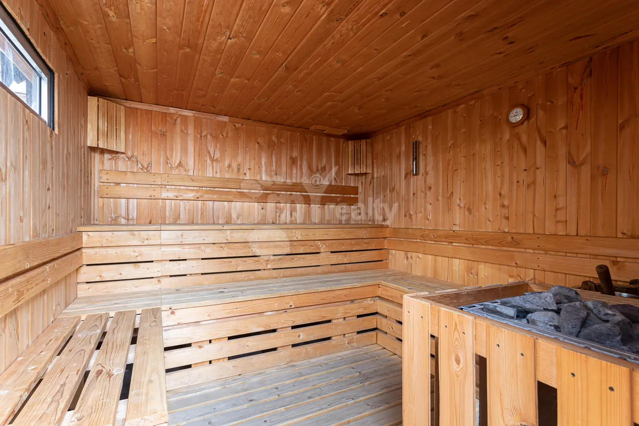 Commercial property for sale Bashinjaxyan St, Adshapnjak Yerevan, 160011