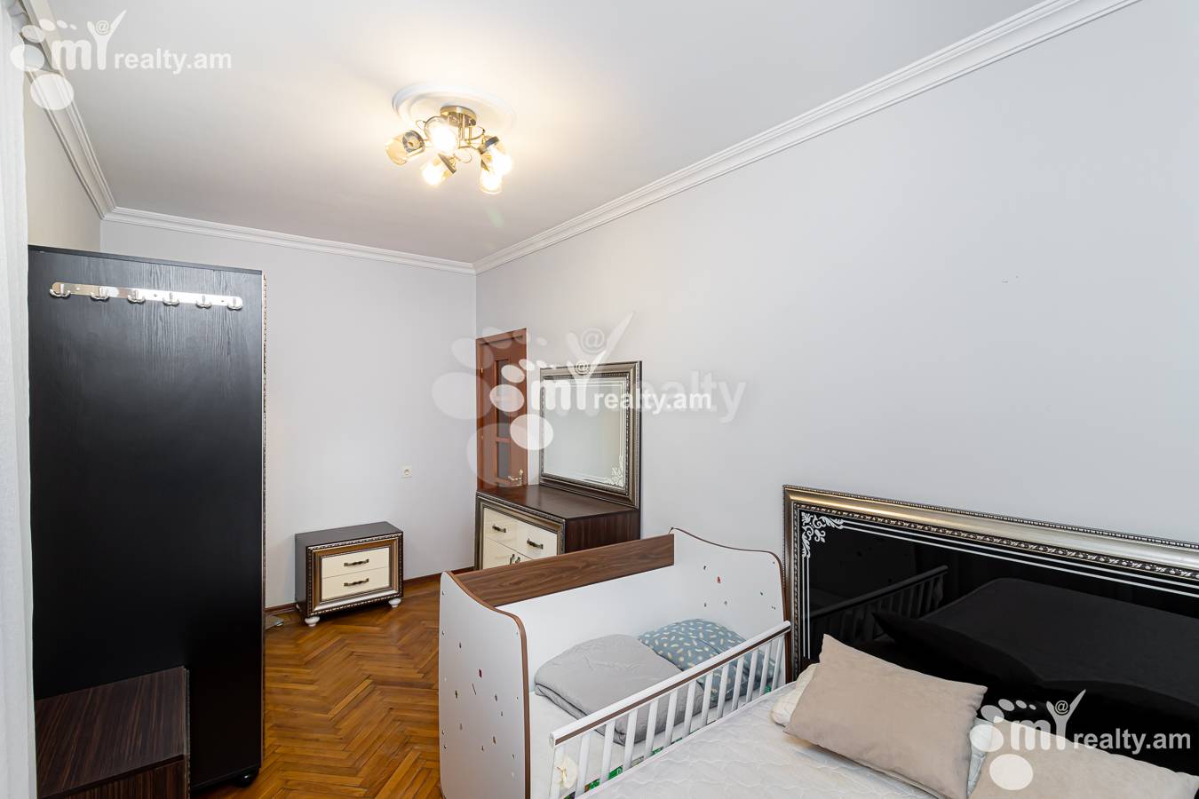 3 bedroom apartment for sale خیابان ا. کاخاتریان, عربگیر ایروان, 153718