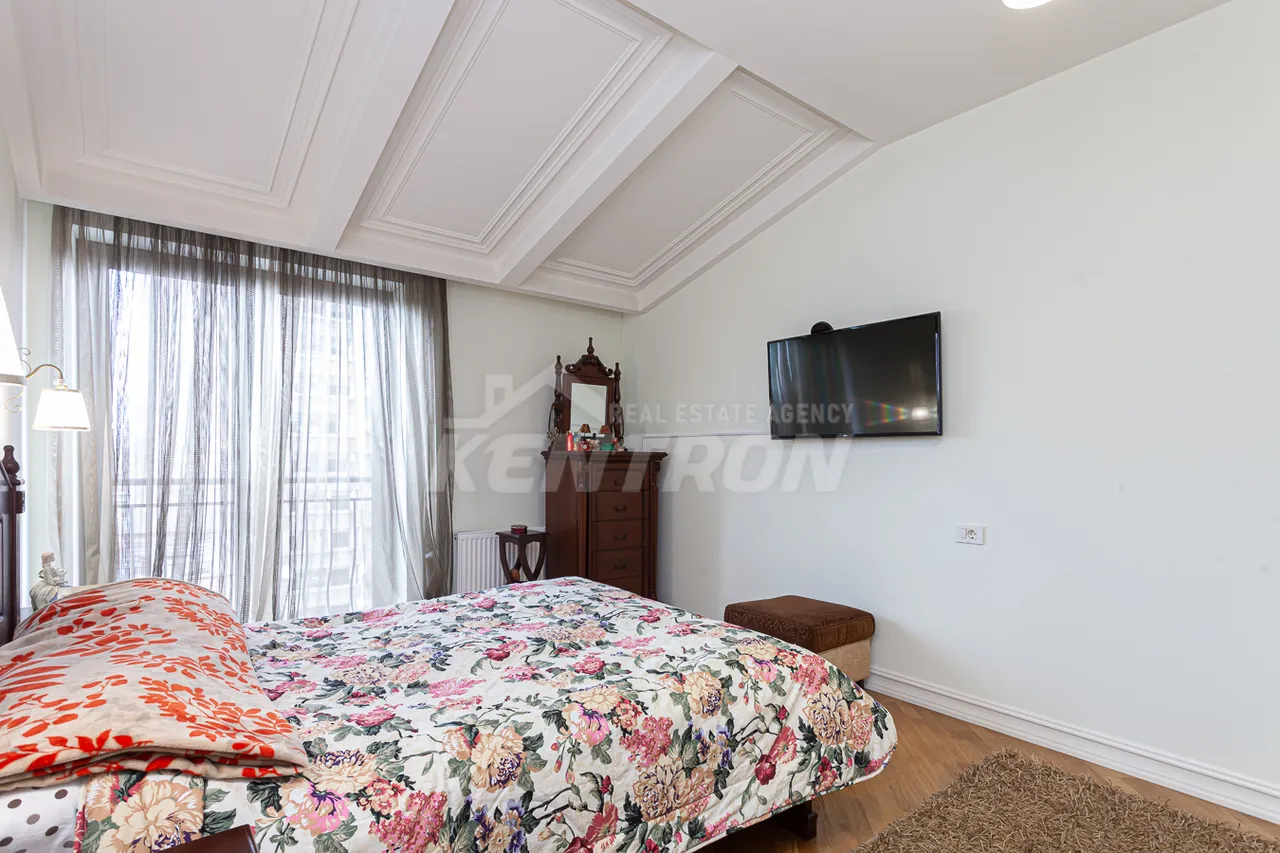 5 bedroom apartment for sale V.Vagharshyan St, Arabkir Yerevan, 159689