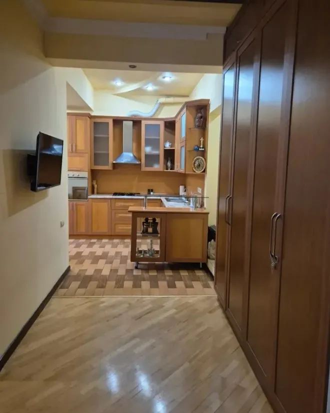 4 bedroom apartment for sale Hanrapetutyan St, Center Yerevan, 160955