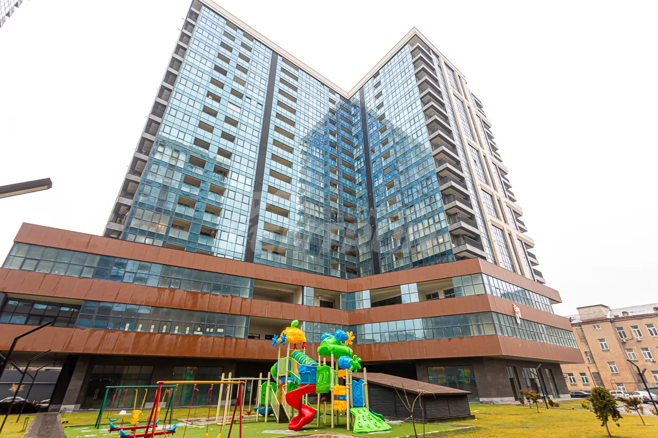 3 bedroom apartment for sale Komitas Ave, Arabkir Yerevan, 159371