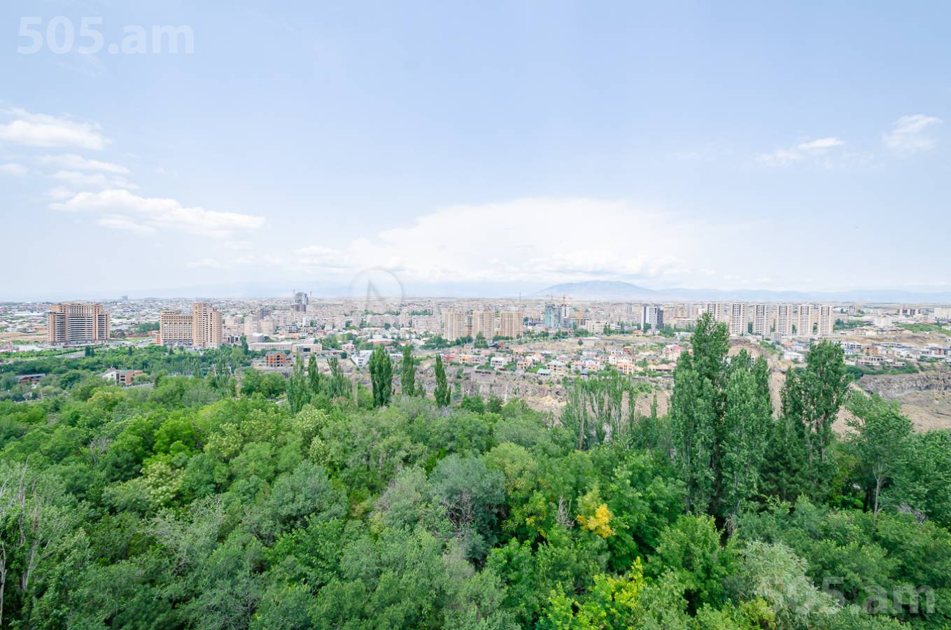 4 bedroom apartment for sale خیابان واهر. پاپازیان, عربگیر ایروان, 151947