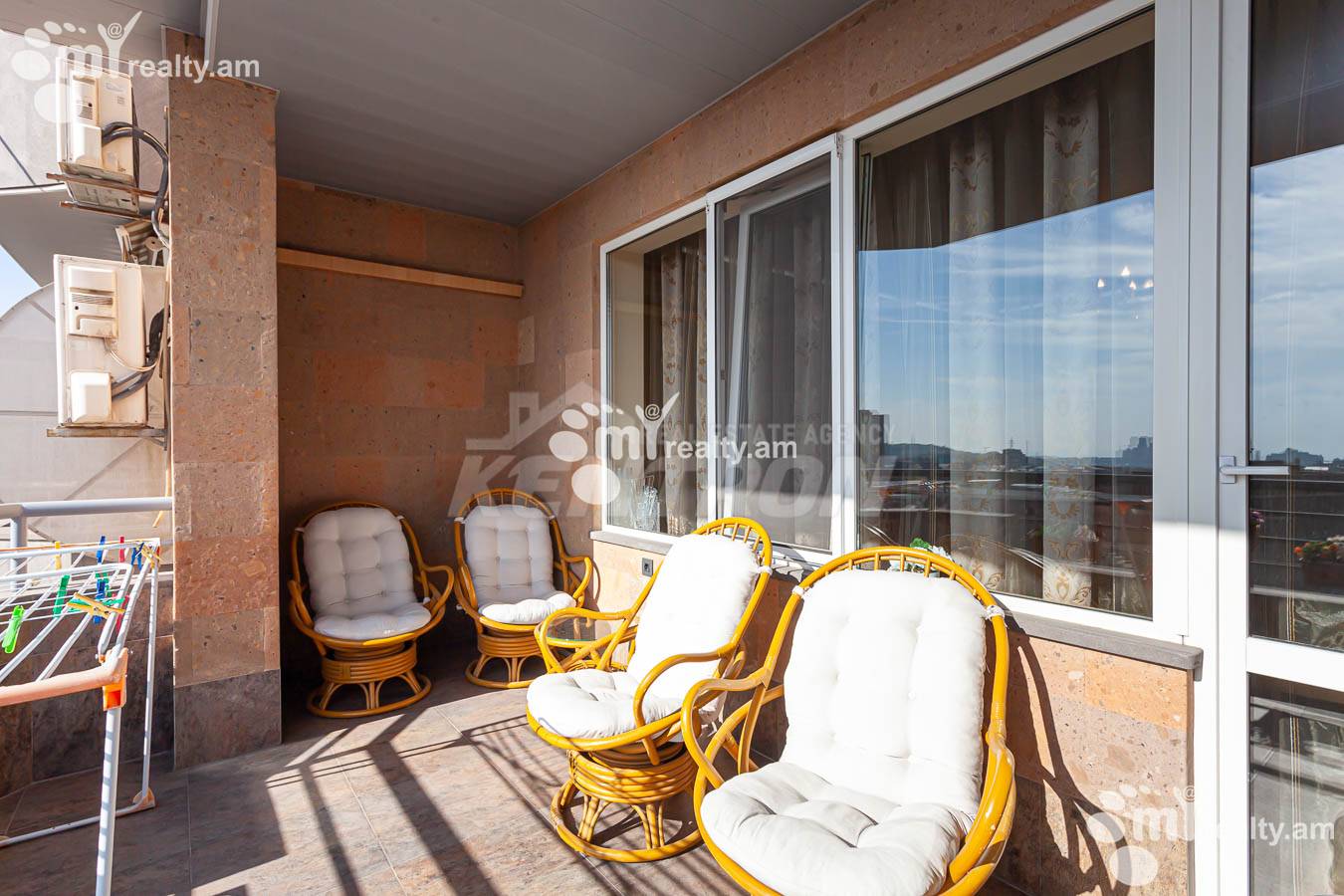 4 bedroom apartment for sale Antarayin St, Center Yerevan, 153629