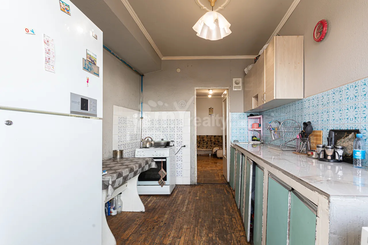 3 bedroom apartment for sale Adonts St, Arabkir Yerevan, 157907