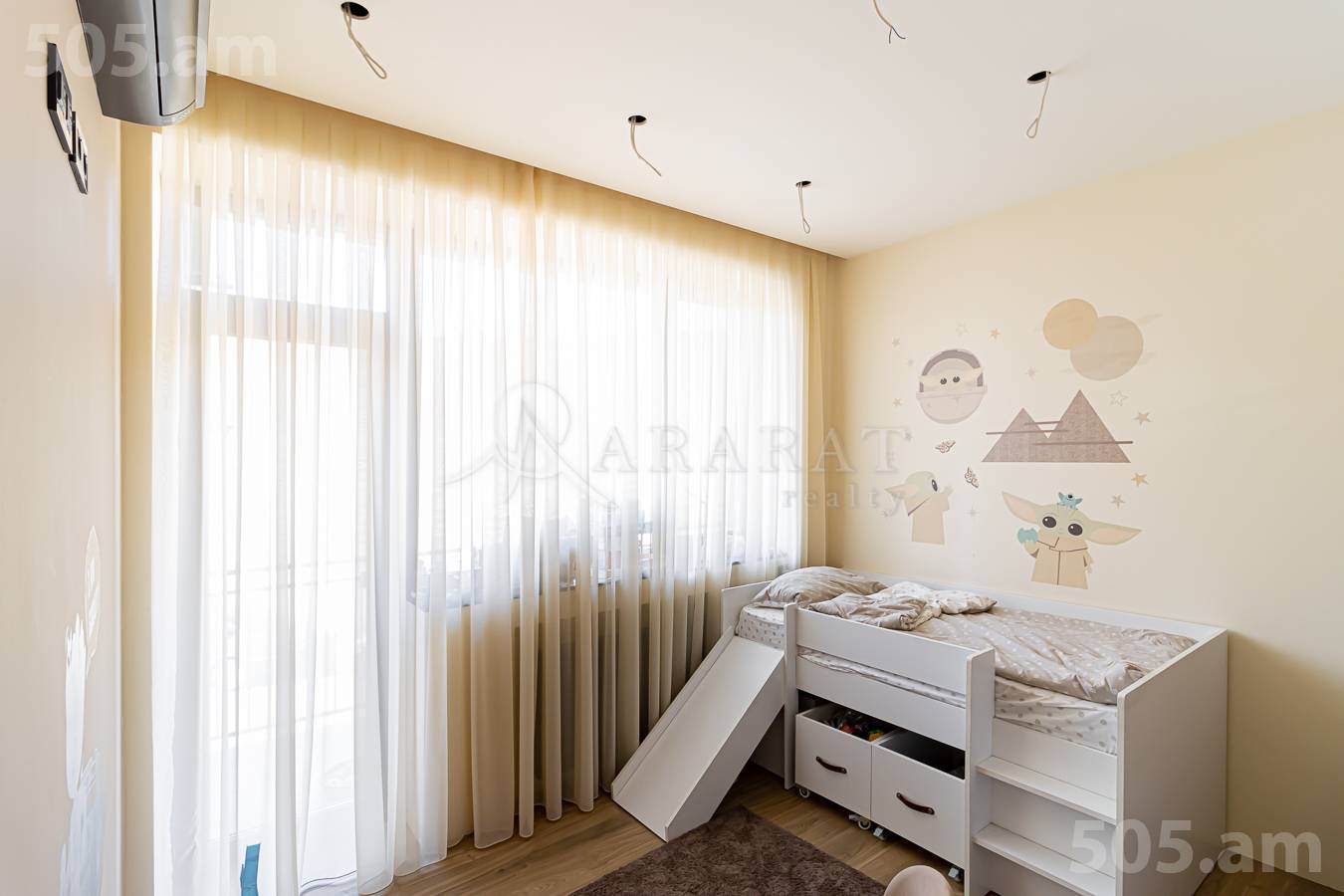 Купить 3 комнатную квартиру Тигран Петросян ул., Давташен Ереван, 152826