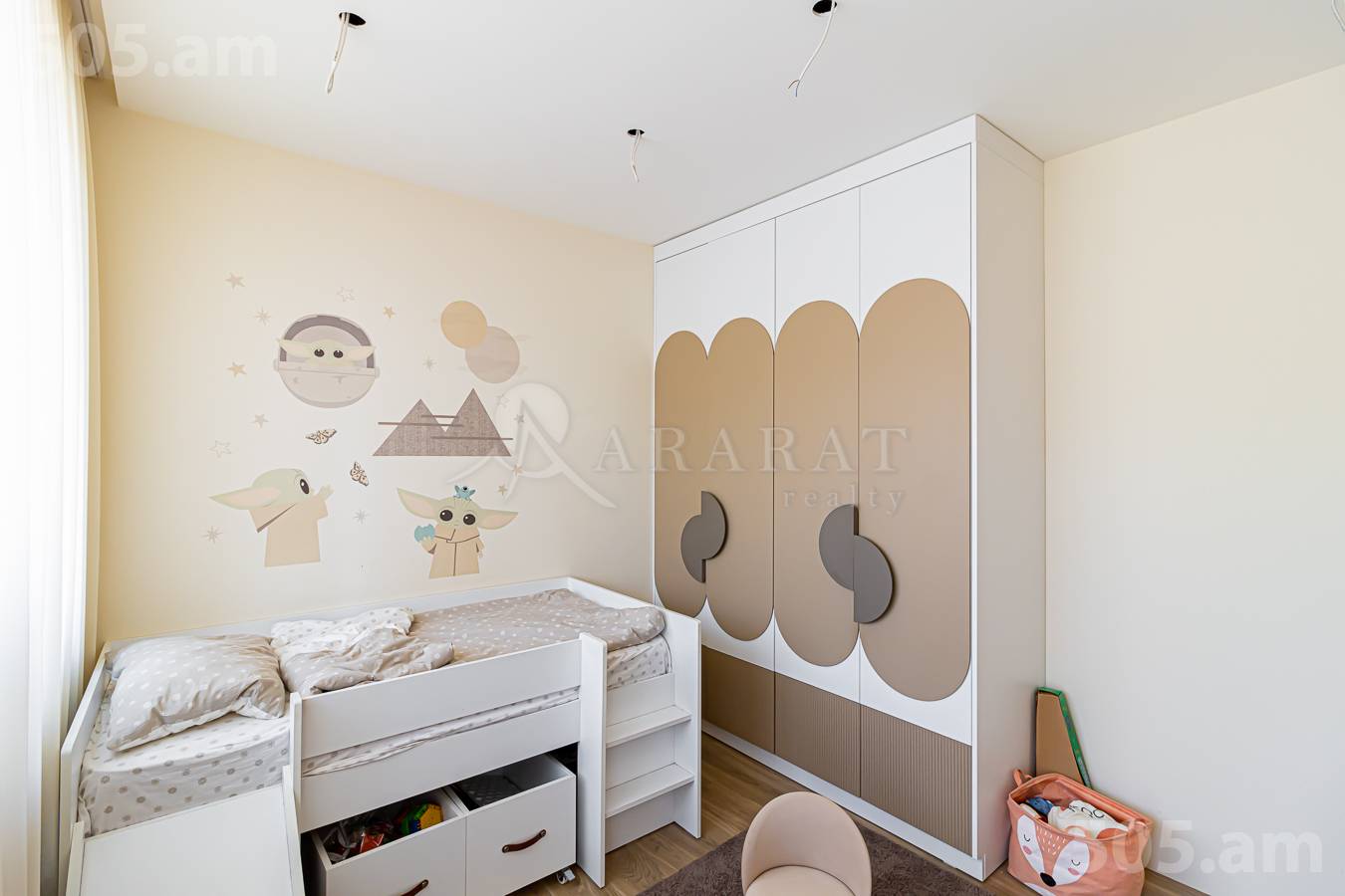 Купить 3 комнатную квартиру Тигран Петросян ул., Давташен Ереван, 152826