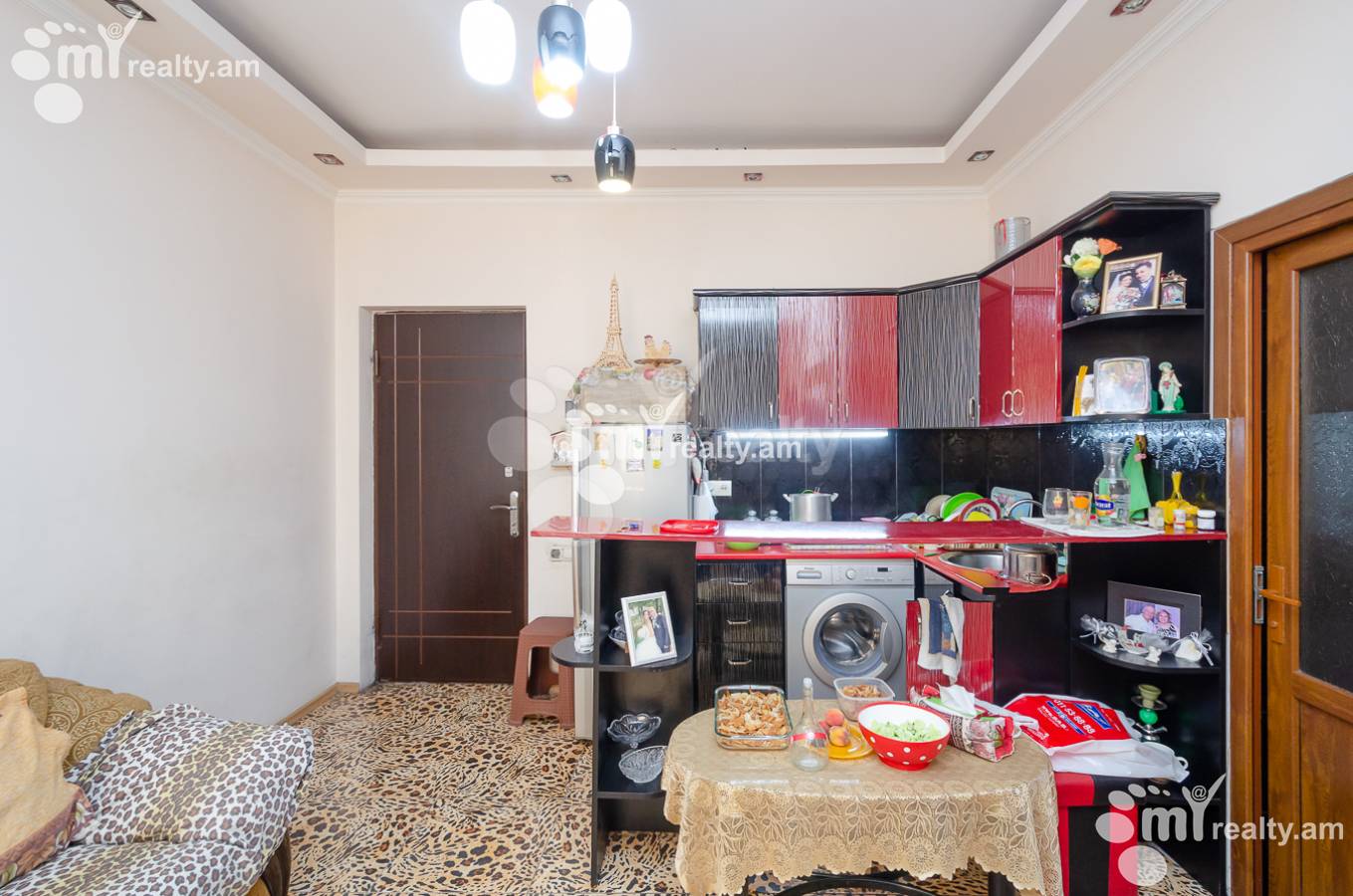 2 սենյականոց բնակարան  Ե. Քոչար փող, Կենտրոն Երևան, 151484