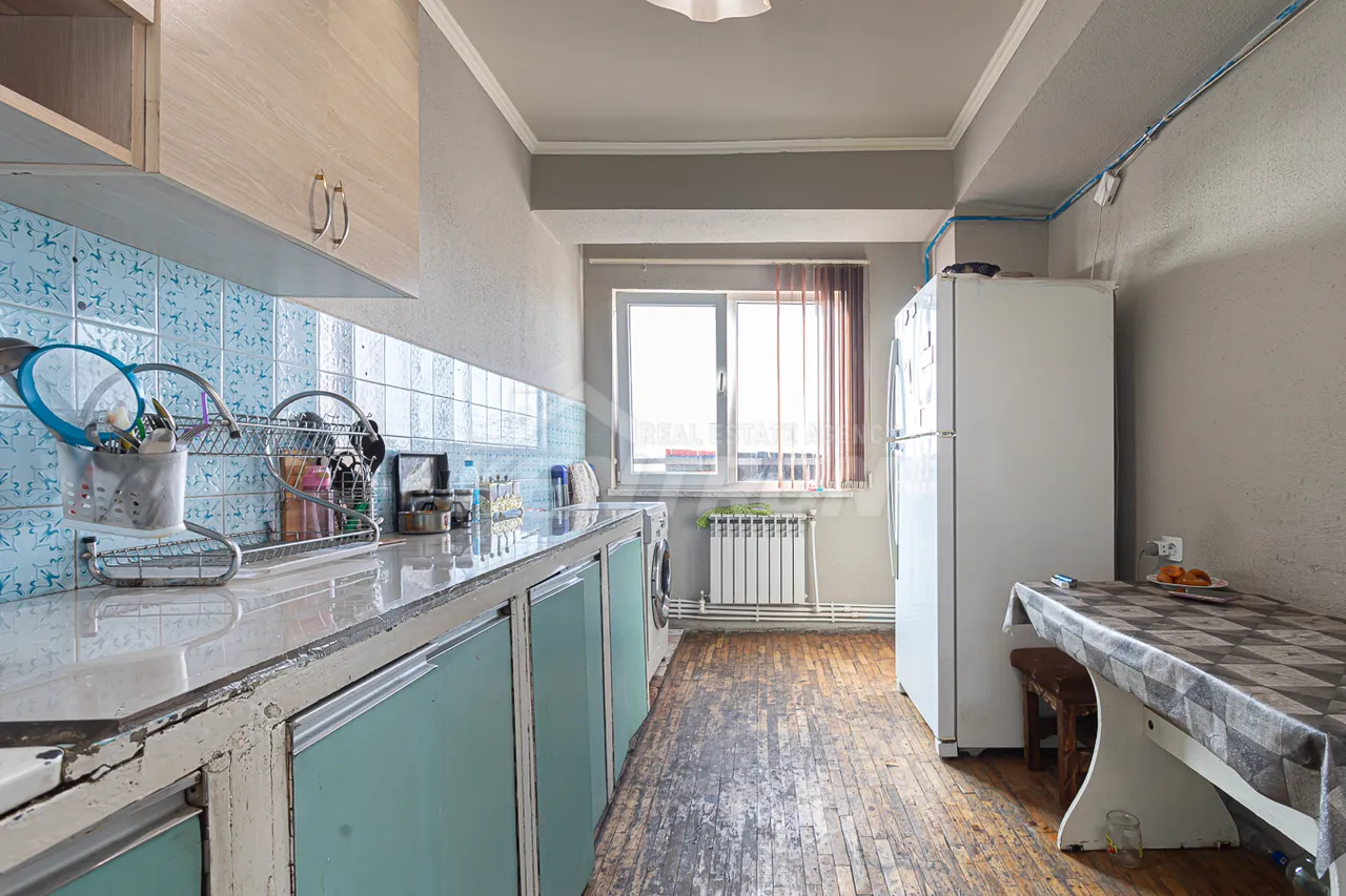 3 bedroom apartment for sale Adonts St, Arabkir Yerevan, 157905