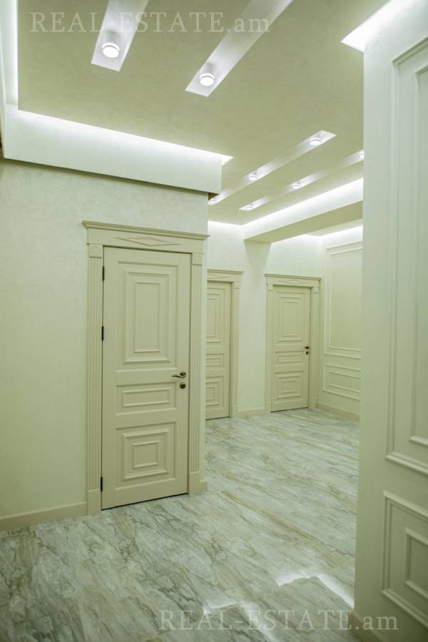 3 bedroom apartment for sale Orbeli Yeghbayrner   St, Arabkir Yerevan, 139515