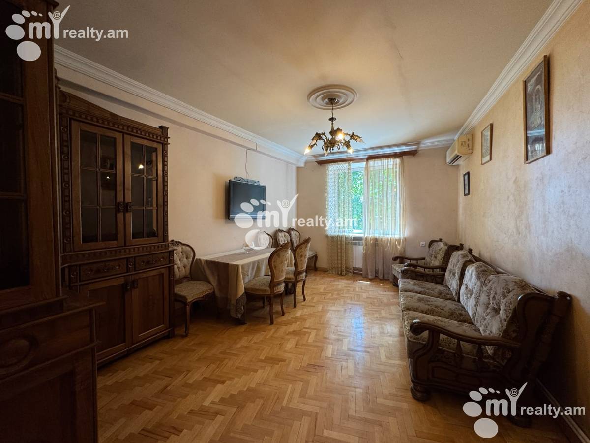 3 սենյականոց բնակարան  Գ.Լուսավորիչ փող, Կենտրոն Երևան, 160994