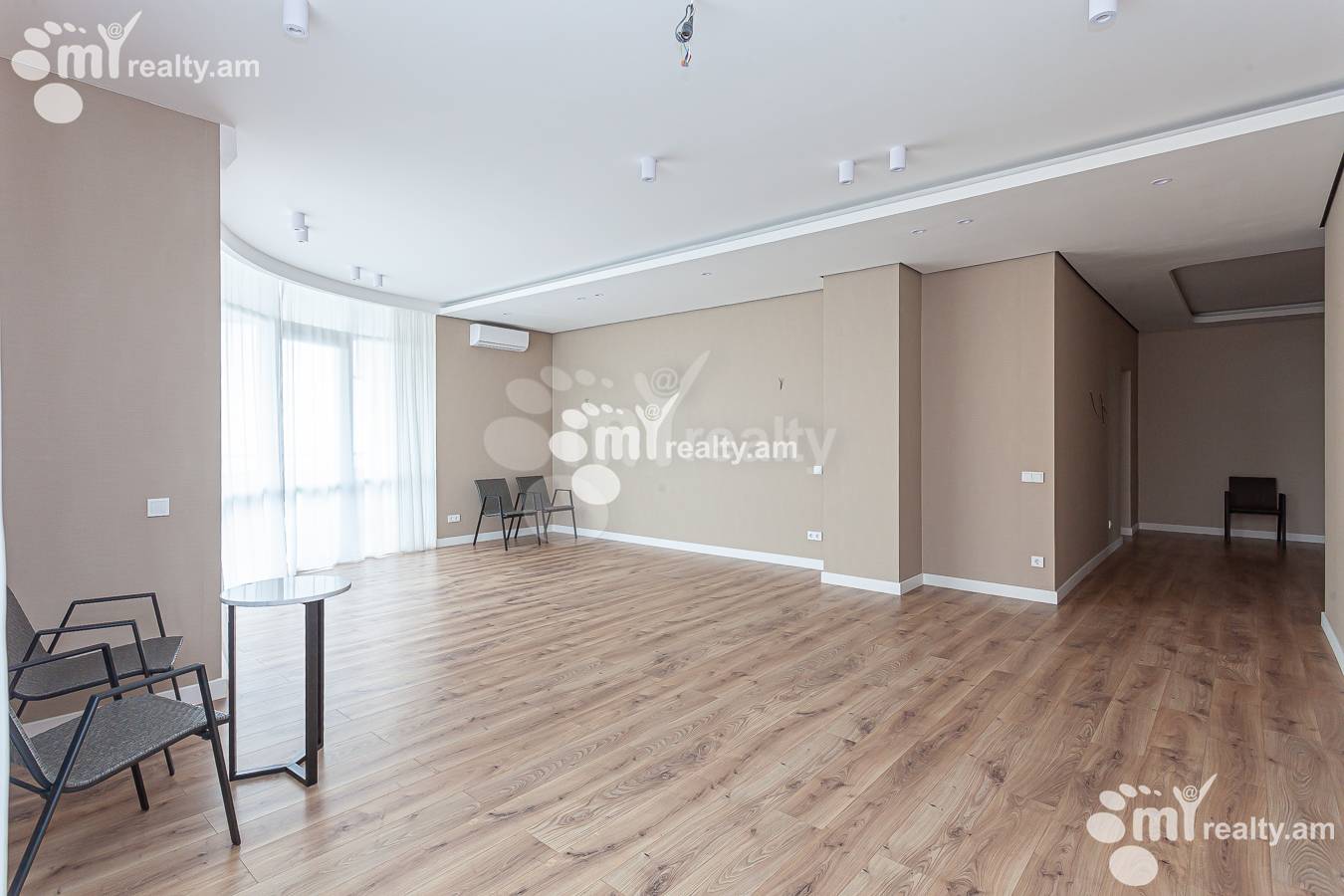4 bedroom apartment for rent N. Zaryan St, Arabkir Yerevan, 151382
