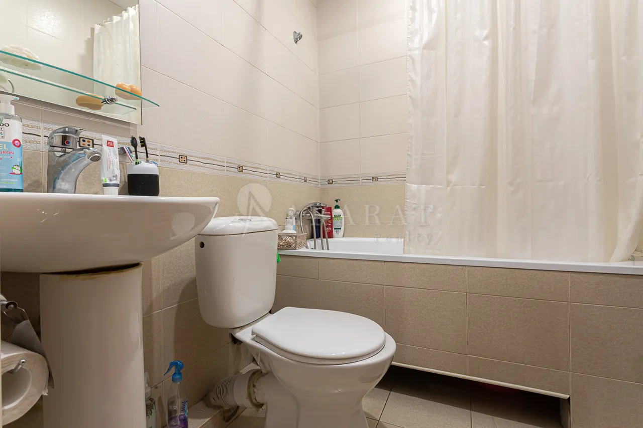 5 bedroom apartment for sale Hr.Kochar St, Arabkir Yerevan, 158248