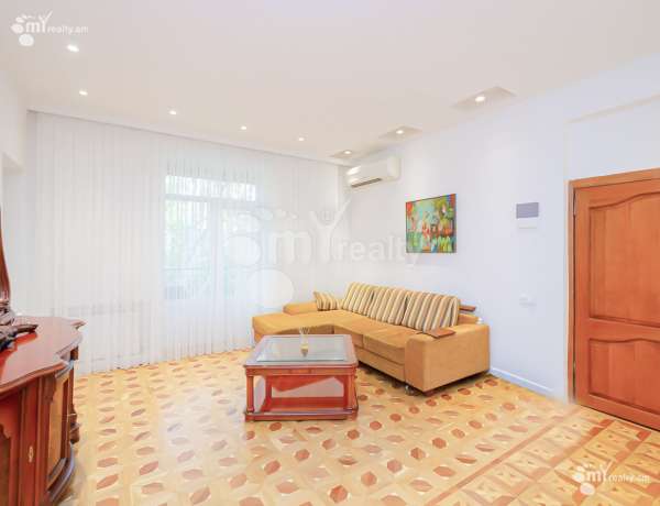 3-senyakanoc-bnakaran-vacharq-Yerevan-Center