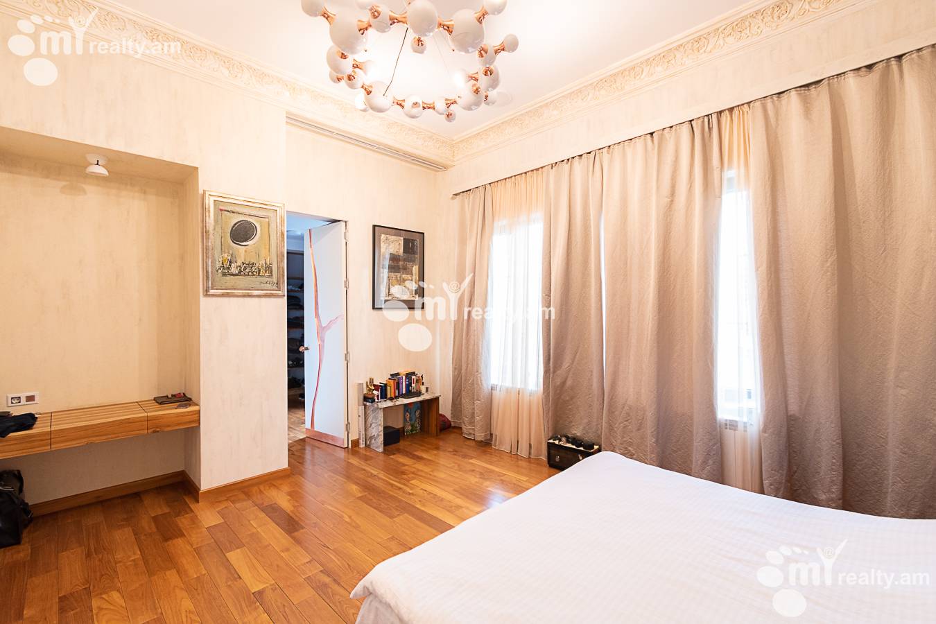 Купить 4 комнатную квартиру Пушкин ул, Центр Ереван, 143206