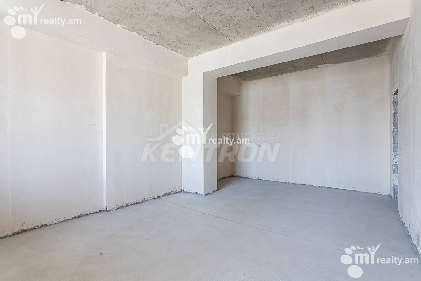 4 սենյականոց բնակարան  Գրիբոեդովի փող, Արաբկիր Երևան, 156578