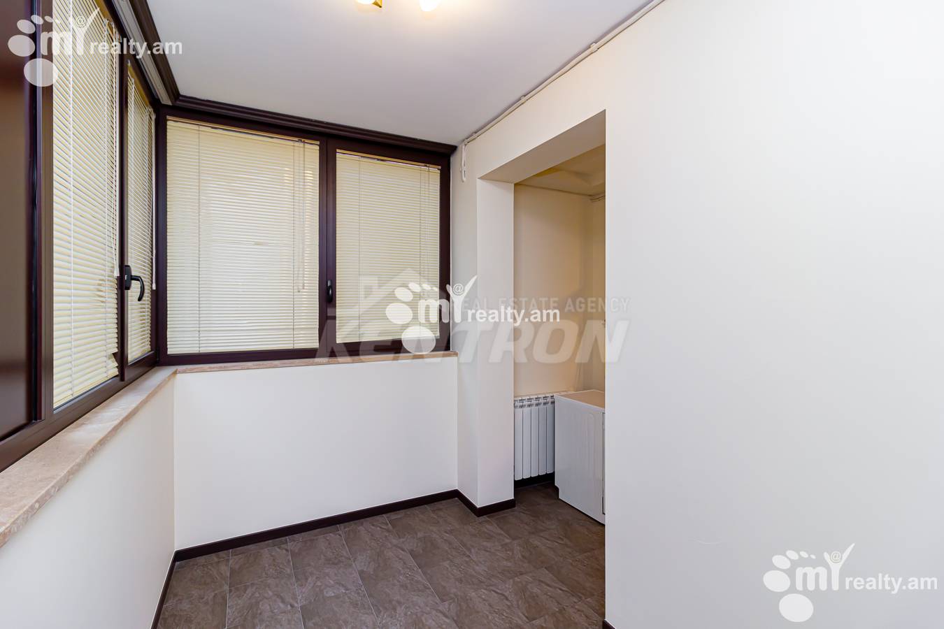 3 bedroom apartment for rent Vazgen Sargsyan St, Center Yerevan, 153246