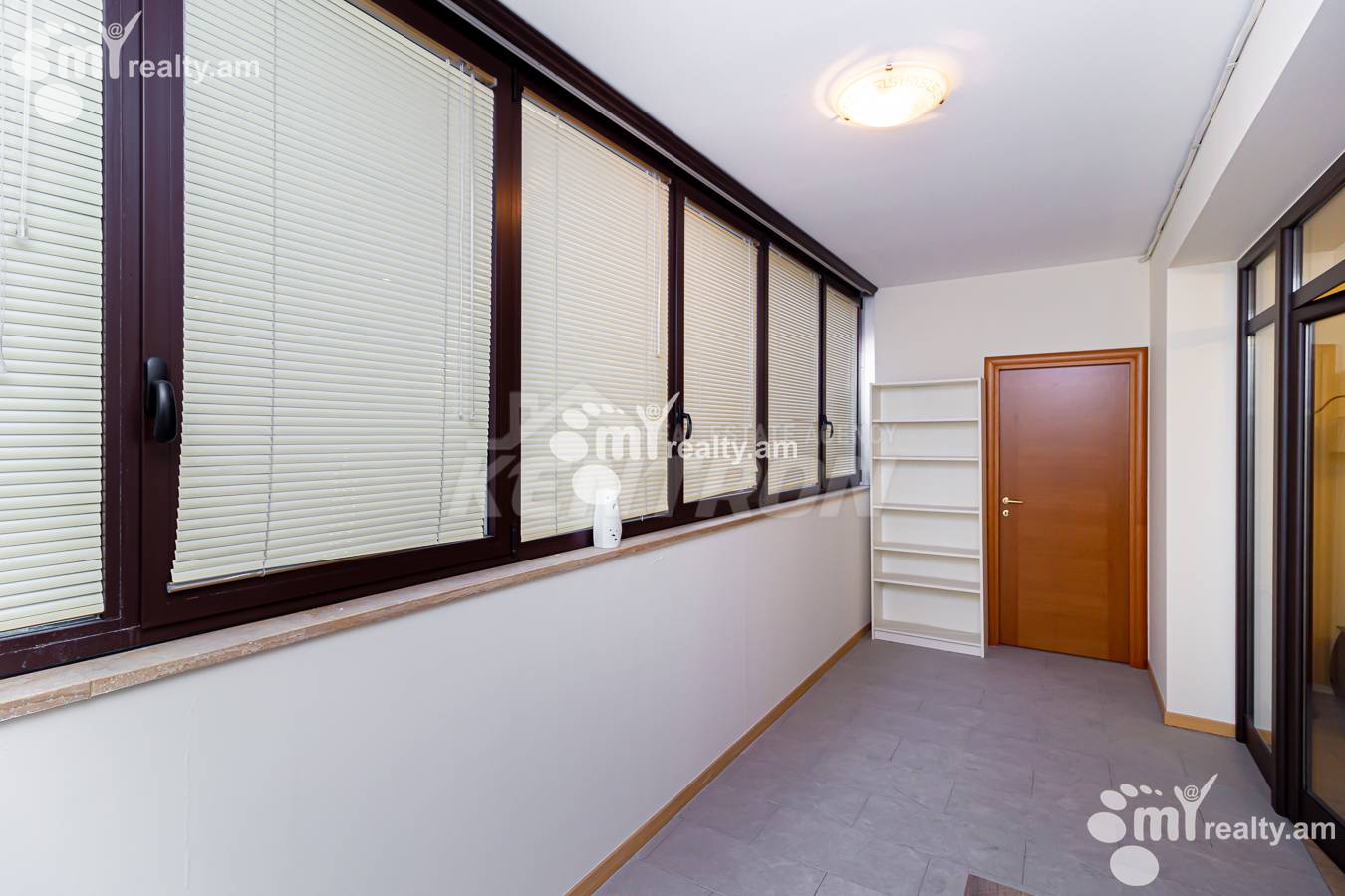 3 bedroom apartment for rent Vazgen Sargsyan St, Center Yerevan, 153246