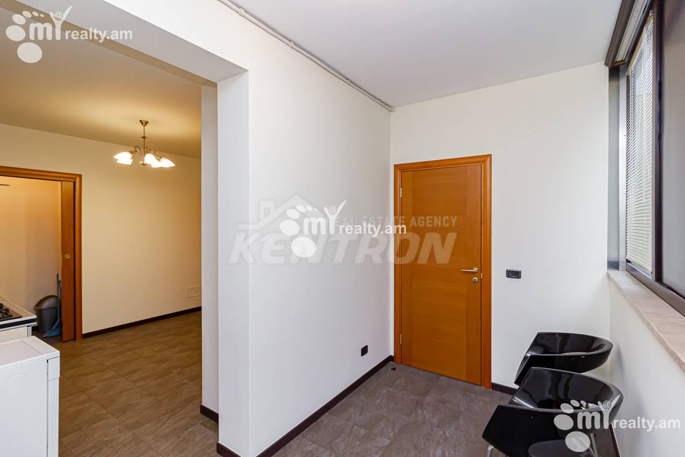 3 bedroom apartment for rent Vazgen Sargsyan St, Center Yerevan, 153246