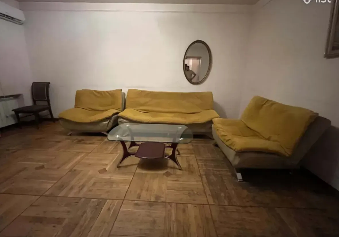 3 bedroom apartment for rent Abovyan St, Center Yerevan, 161850