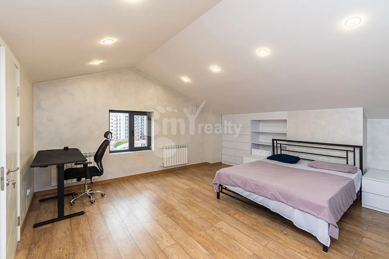 2 bedroom apartment for sale خیابان کیِفیان, عربگیر ایروان, 160937