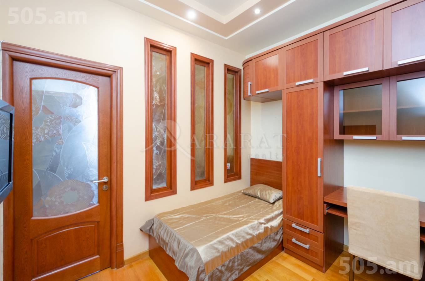 3 bedroom apartment for sale Pushkin St, Center Yerevan, 138088