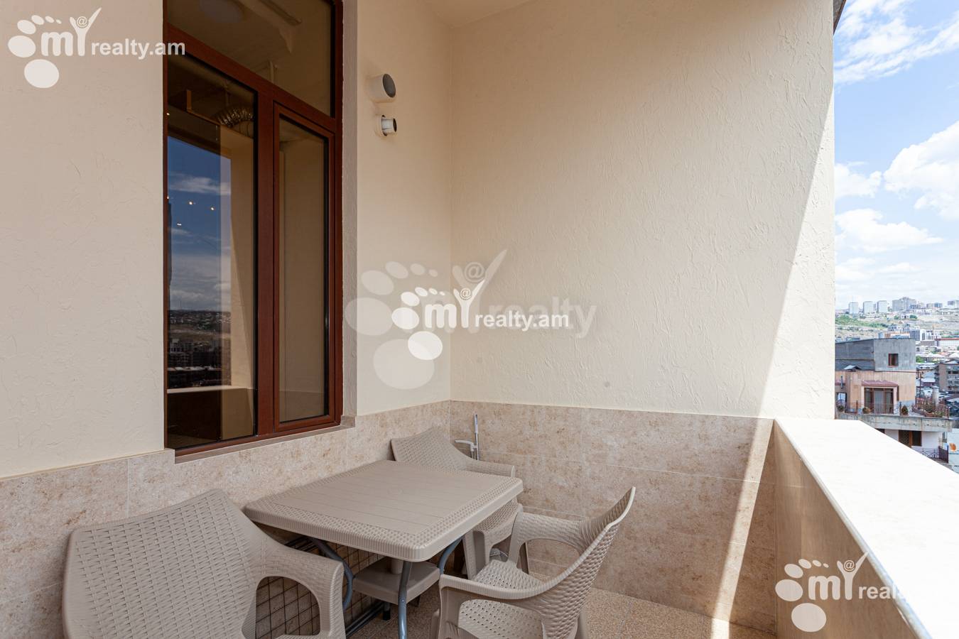 3 bedroom apartment for rent خیابان آرام, مرکز شهر ایروان, 151306