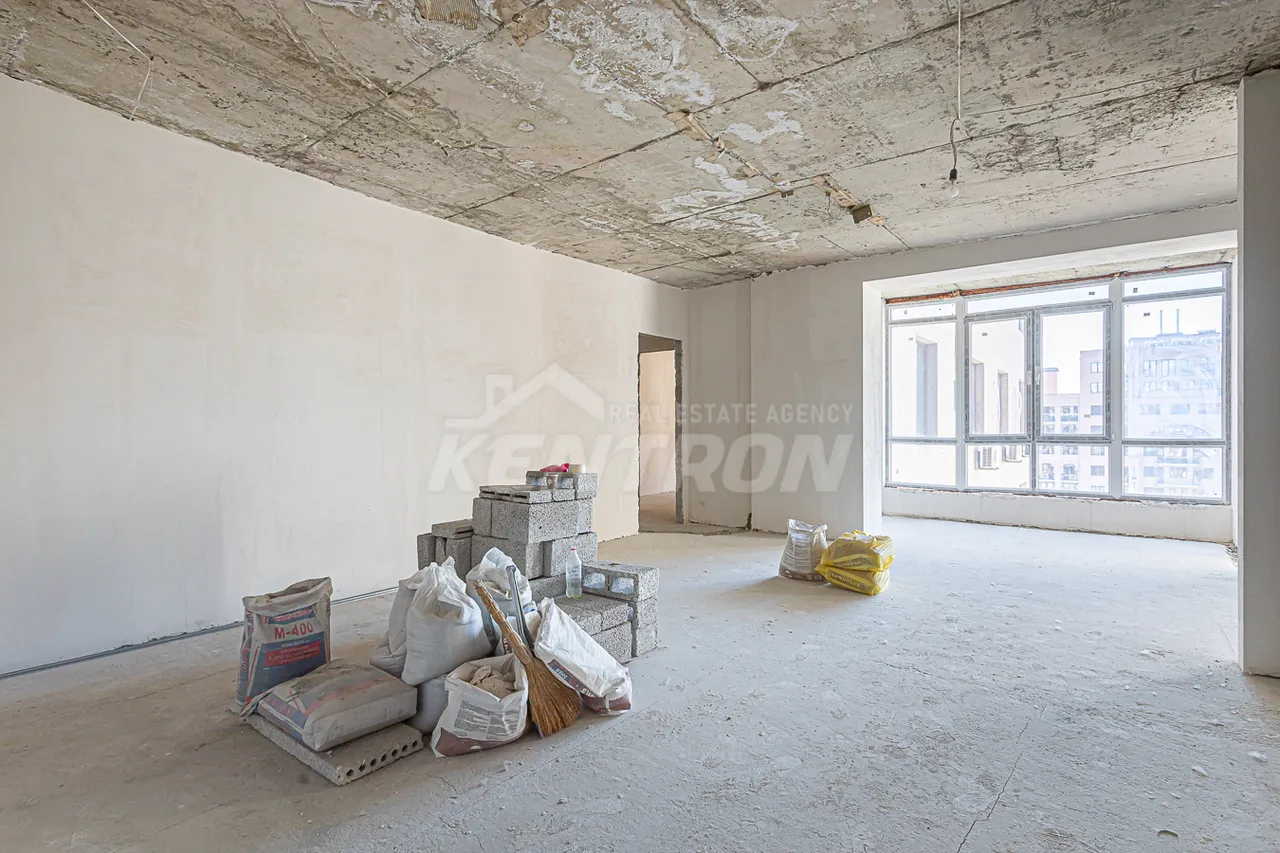 4 bedroom apartment for sale خیابان آرام, مرکز شهر ایروان, 157559