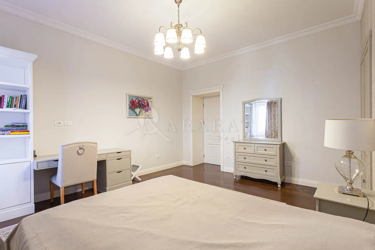 4 bedroom apartment for rent Tumanyan 1 passage, Center Yerevan, 158986