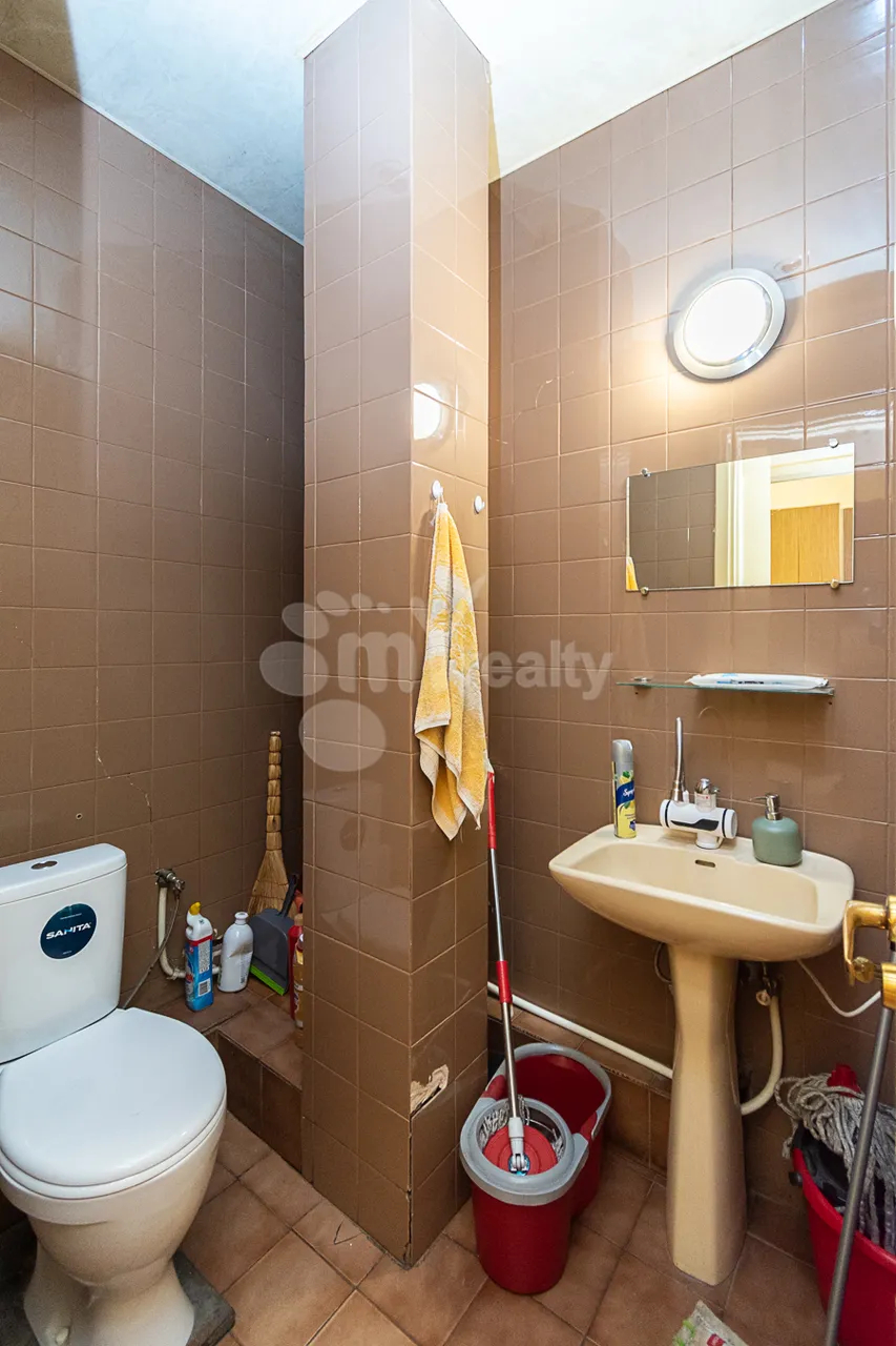3 bedroom apartment for sale Tumanyan St, Center Yerevan, 160107