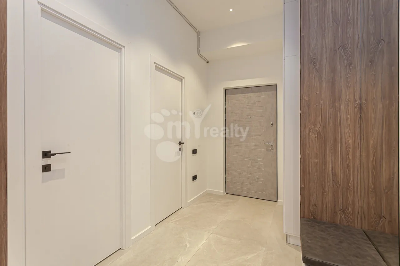 3 bedroom apartment for sale Paronyan St, Center Yerevan, 157376