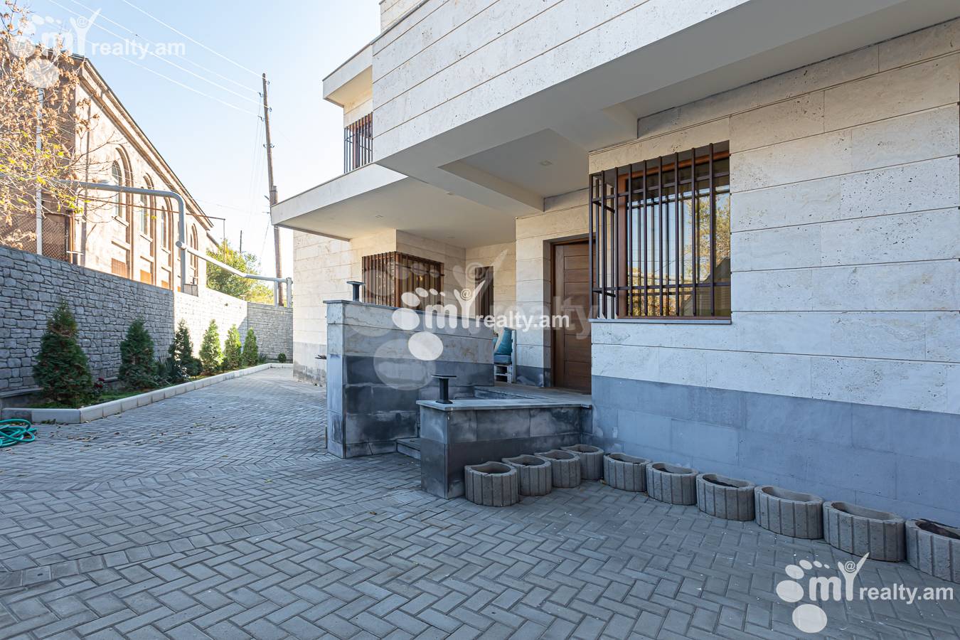 House for sale Lusinyants street, Center Yerevan, 157170
