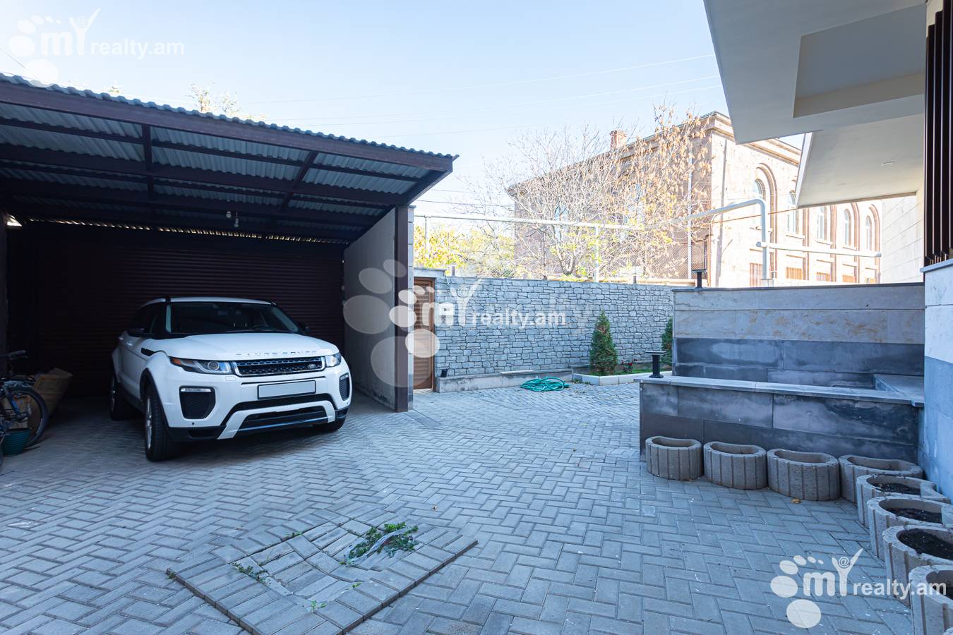 House for sale Lusinyants street, Center Yerevan, 157170