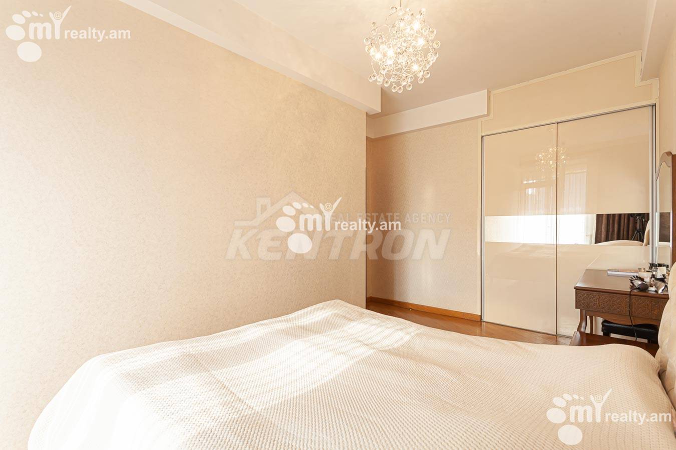 4 սենյականոց բնակարան  Վ. Դավթյան փող, Արաբկիր Երևան, 144169