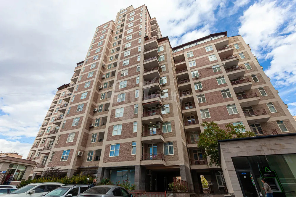 3-bedroom/apartment-for-sale-in-new-construction/Rostom+St/Center/Yerevan