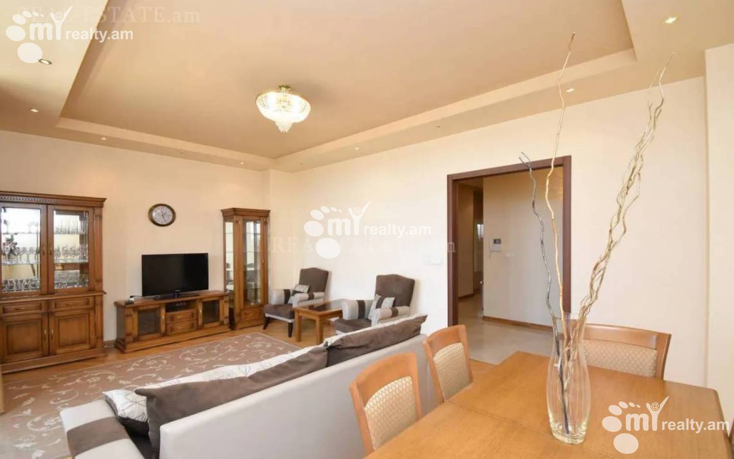 4 bedroom apartment for sale خیابان سایات نووآ, مرکز شهر ایروان, 155441